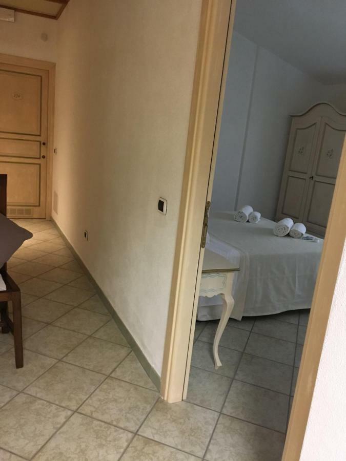 Hotel Sorgente Aglientu Exteriér fotografie