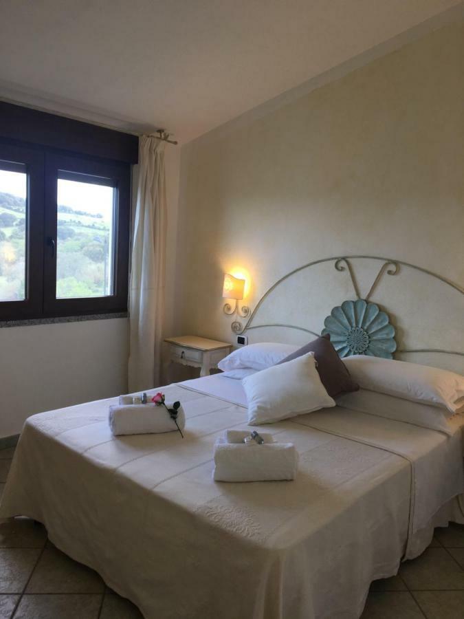 Hotel Sorgente Aglientu Exteriér fotografie